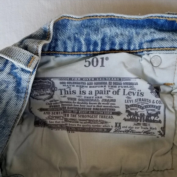 Levi's Original Classic 501 Buttonfly High Rise Denim Short - Picture 3 of 8